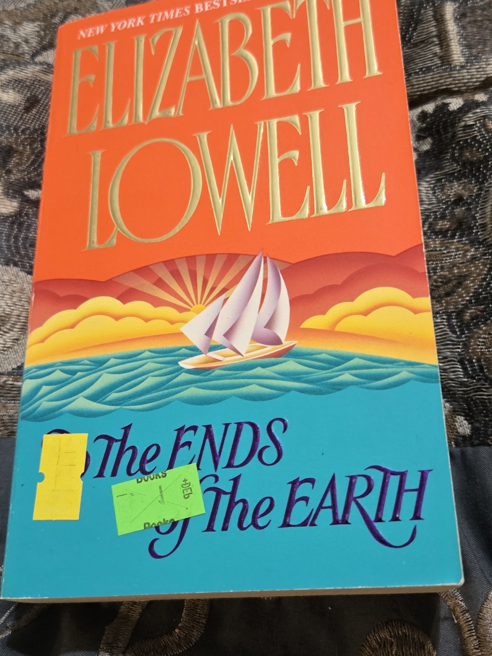 To The Ends Of The Earth By Elizabeth Lowell